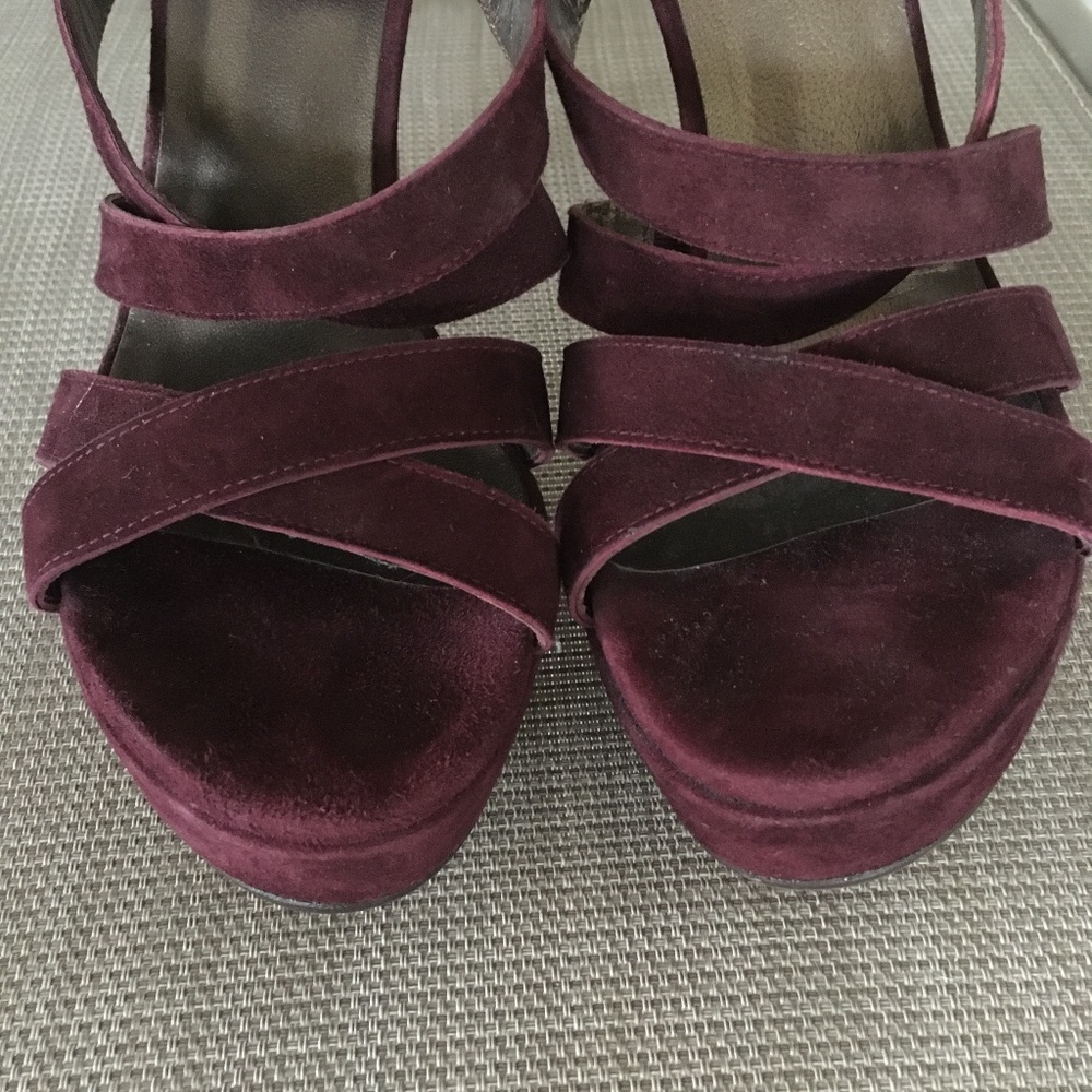 Stuart Weitzman Plum Purple Suede Platform Heels Sz 7.5 - Picture 5 of 9